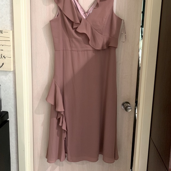 Beautiful old pink midi dress - Picture 2 of 2